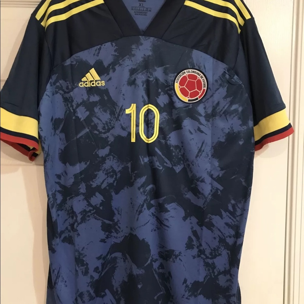 Mens Colombian National soccer team Jersey